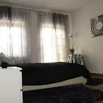 Feriehus Cascina Tra Le Vecchie Vigne Con Piscina *