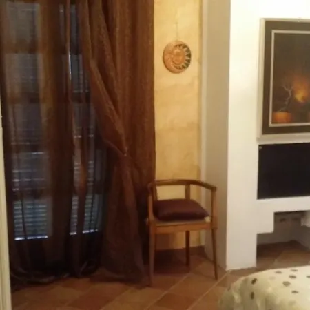 Летний дом Cascina Tra Le Vecchie Vigne Con Piscina Канале