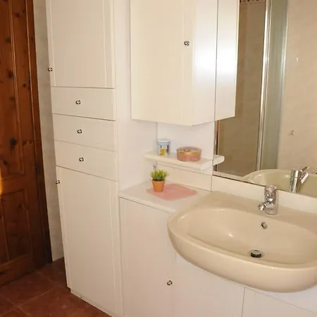 Feriehus Cascina Tra Le Vecchie Vigne Con Piscina *