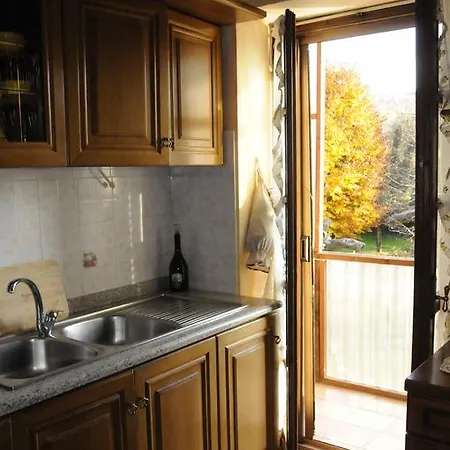 Cascina Tra Le Vecchie Vigne Con Piscina *