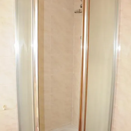 Cascina Tra Le Vecchie Vigne Con Piscina Feriehus Canale