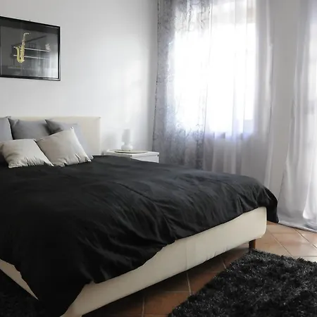 Cascina Tra Le Vecchie Vigne Con Piscina *