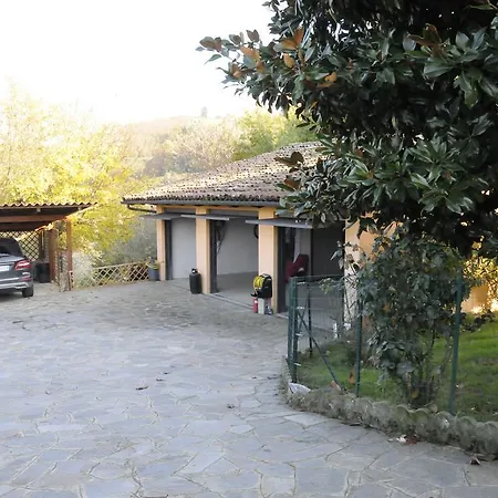 Cascina Tra Le Vecchie Vigne Con Piscina *