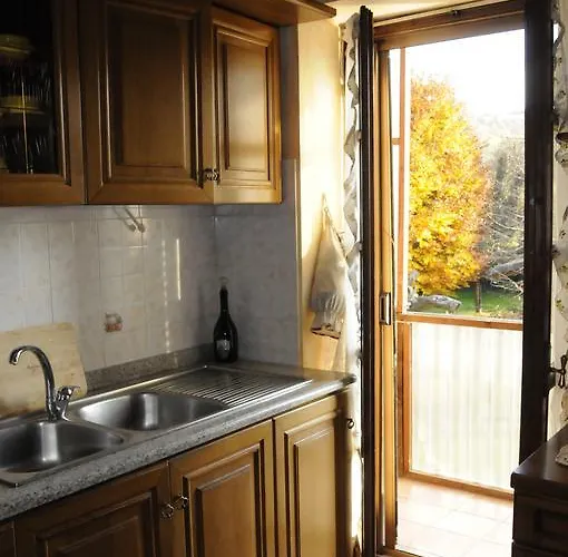 Cascina Tra Le Vecchie Vigne Con Piscina *